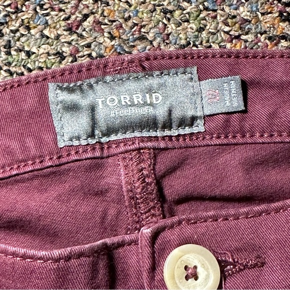 TORRID Plus Size Size 12 Maroon Feel The Fit Cotton Pants - Picture 4 of 5